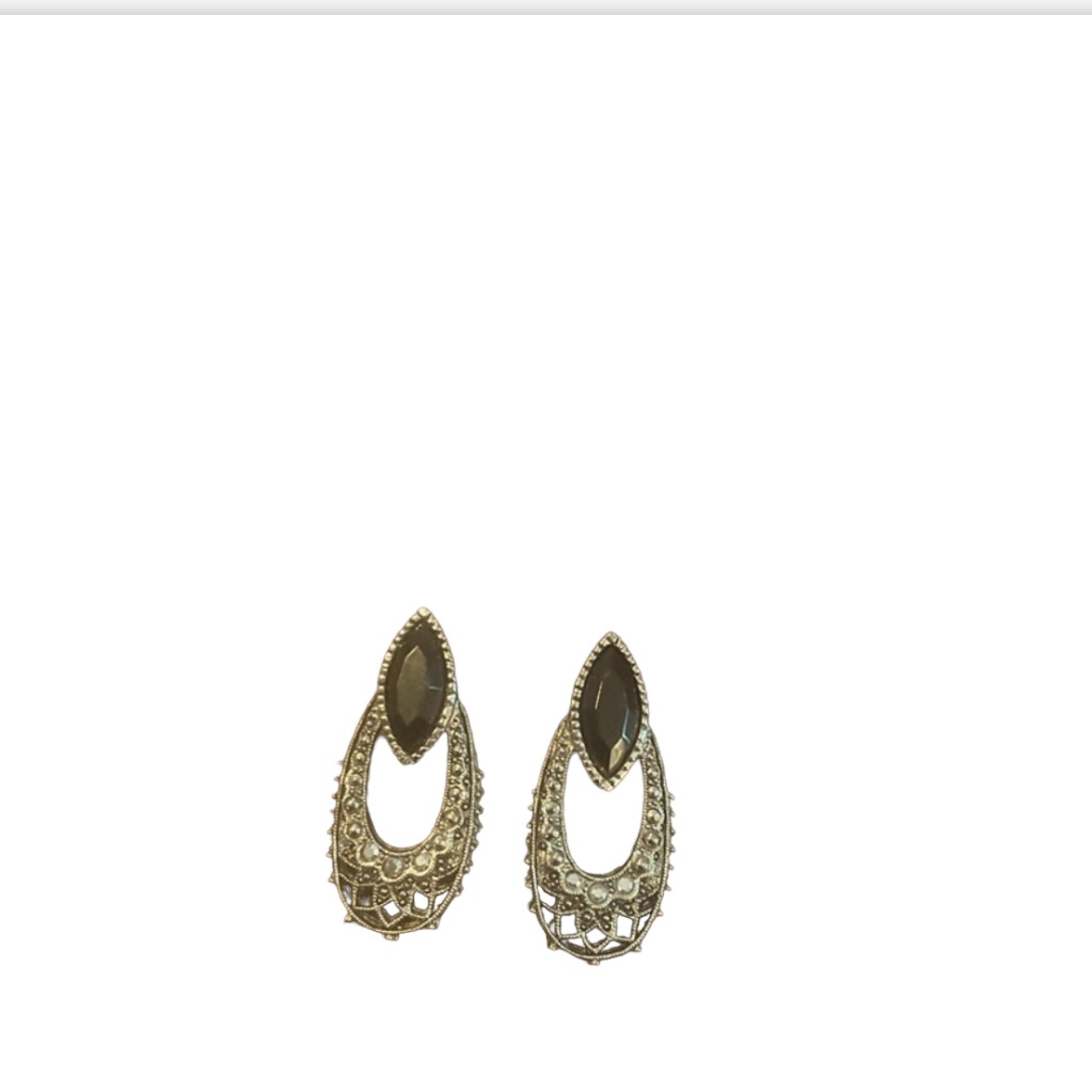 Sale Earrings  Colors Black And Silver Preowned